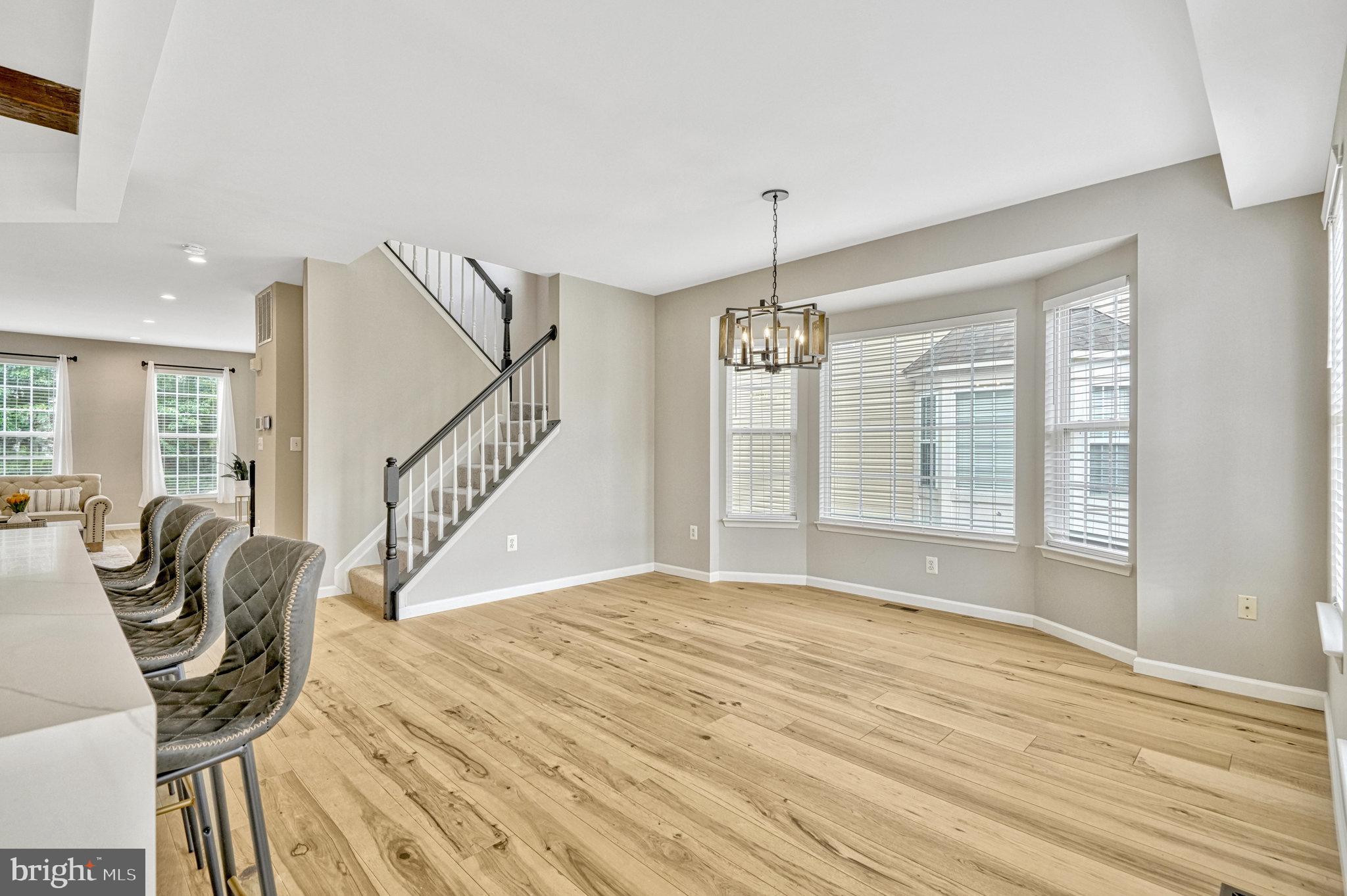 SOUTH RIDING - Residential