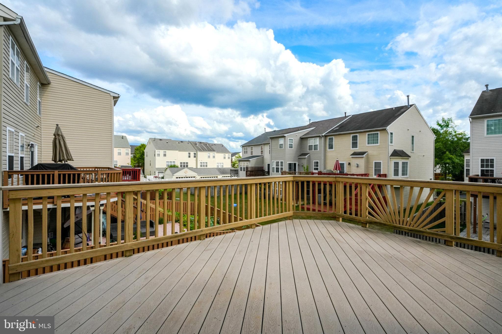 SOUTH RIDING - Residential