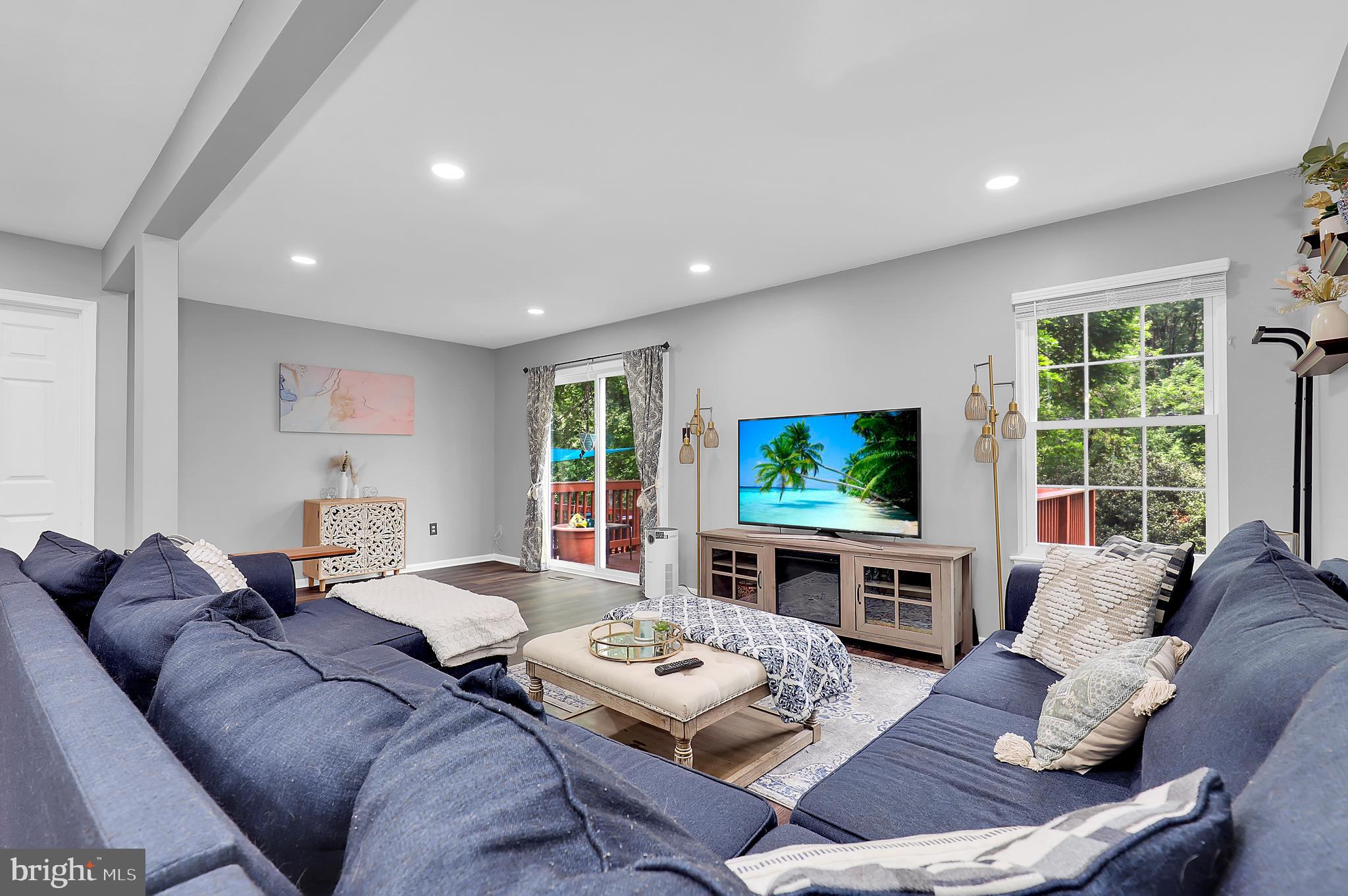 HICKORY RIDGE - Residential