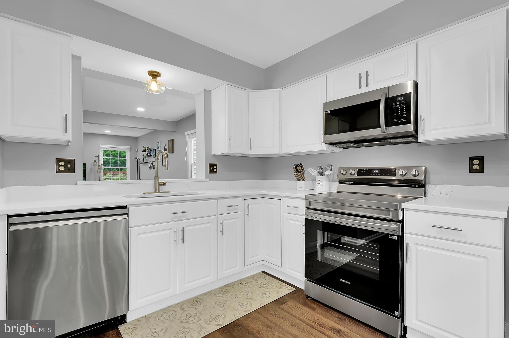 HICKORY RIDGE - Residential