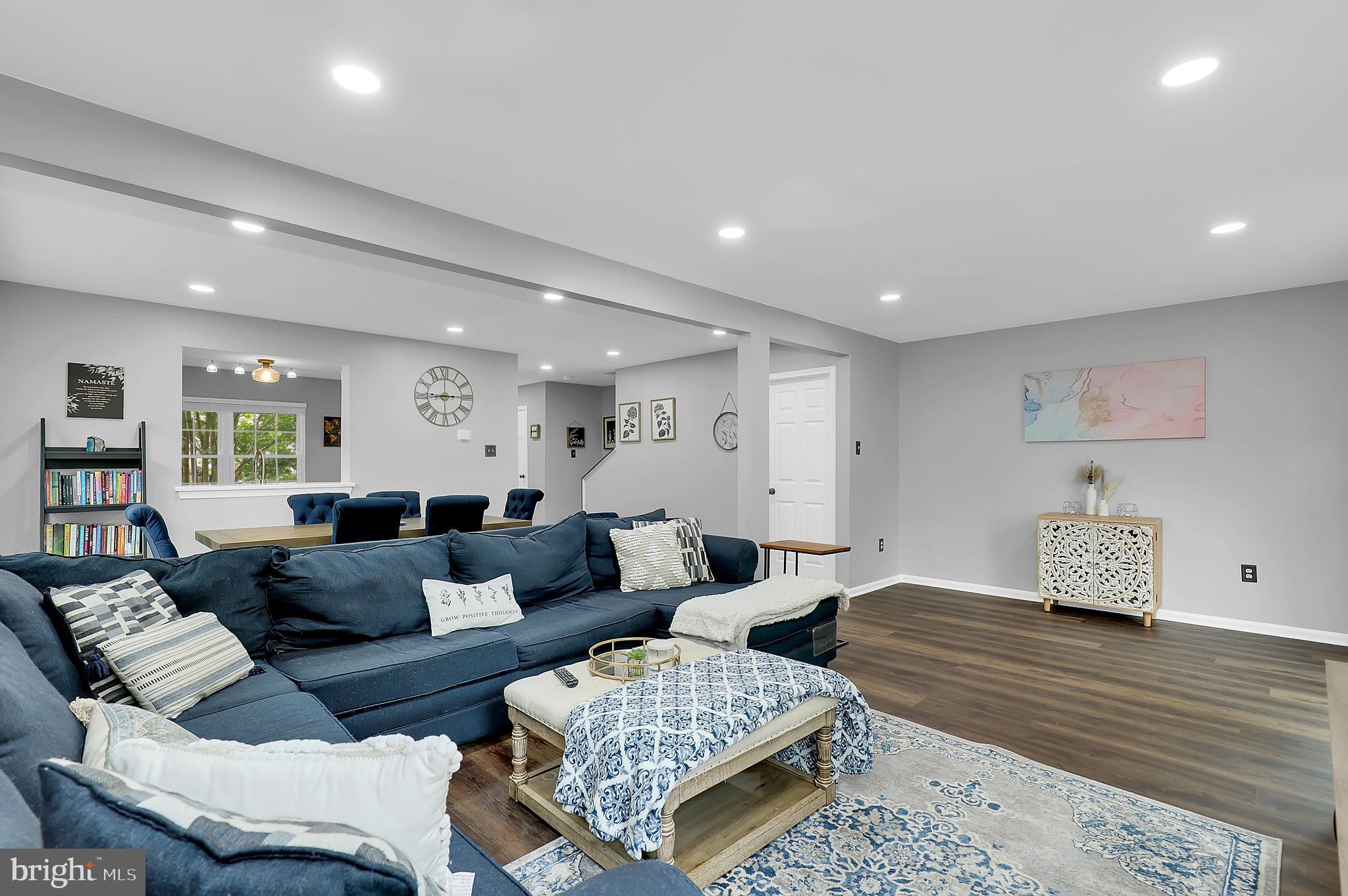 HICKORY RIDGE - Residential