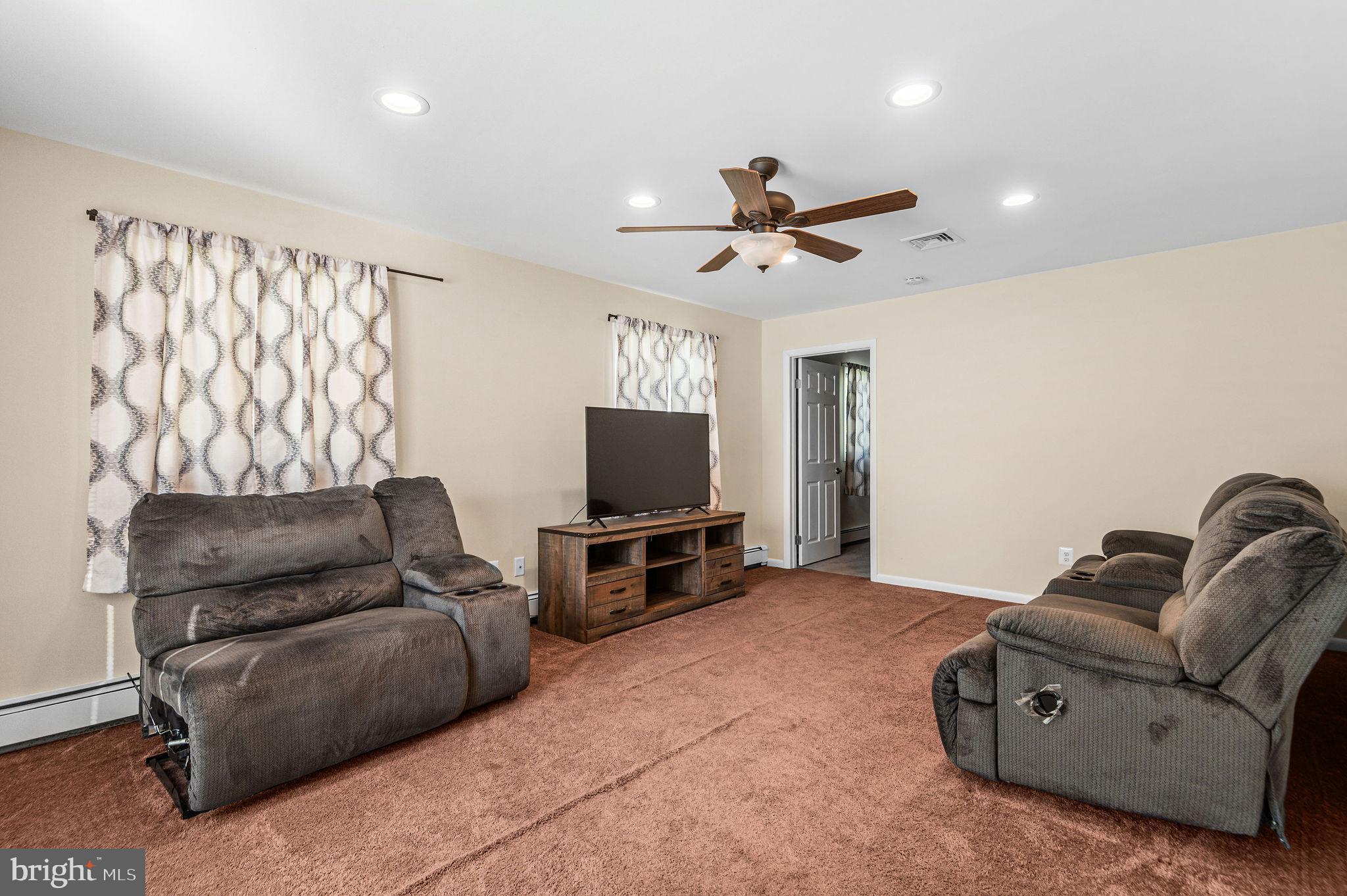 LATIMER FARMS - Residential