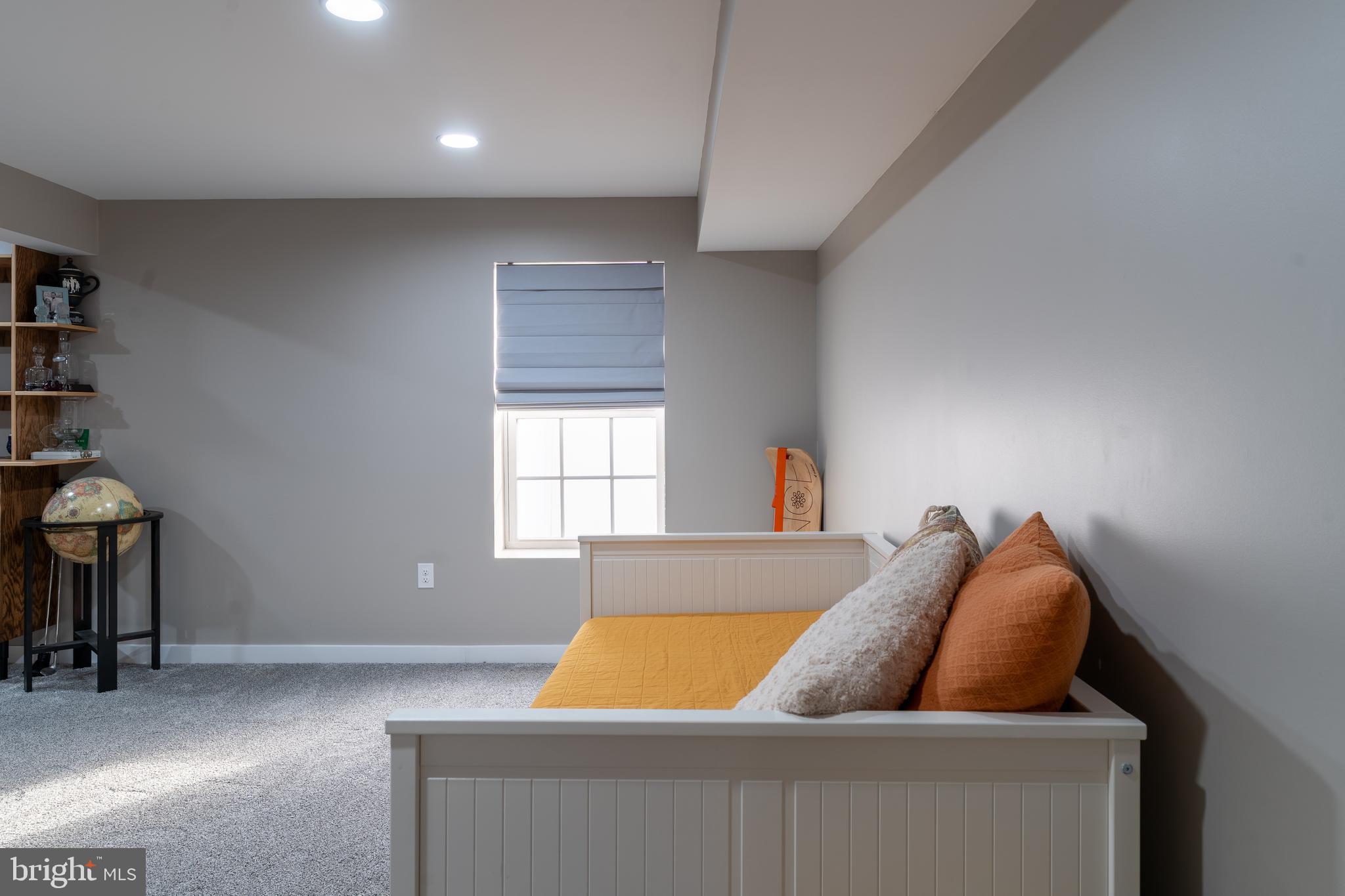 BUTLERS BRIDGE - Residential