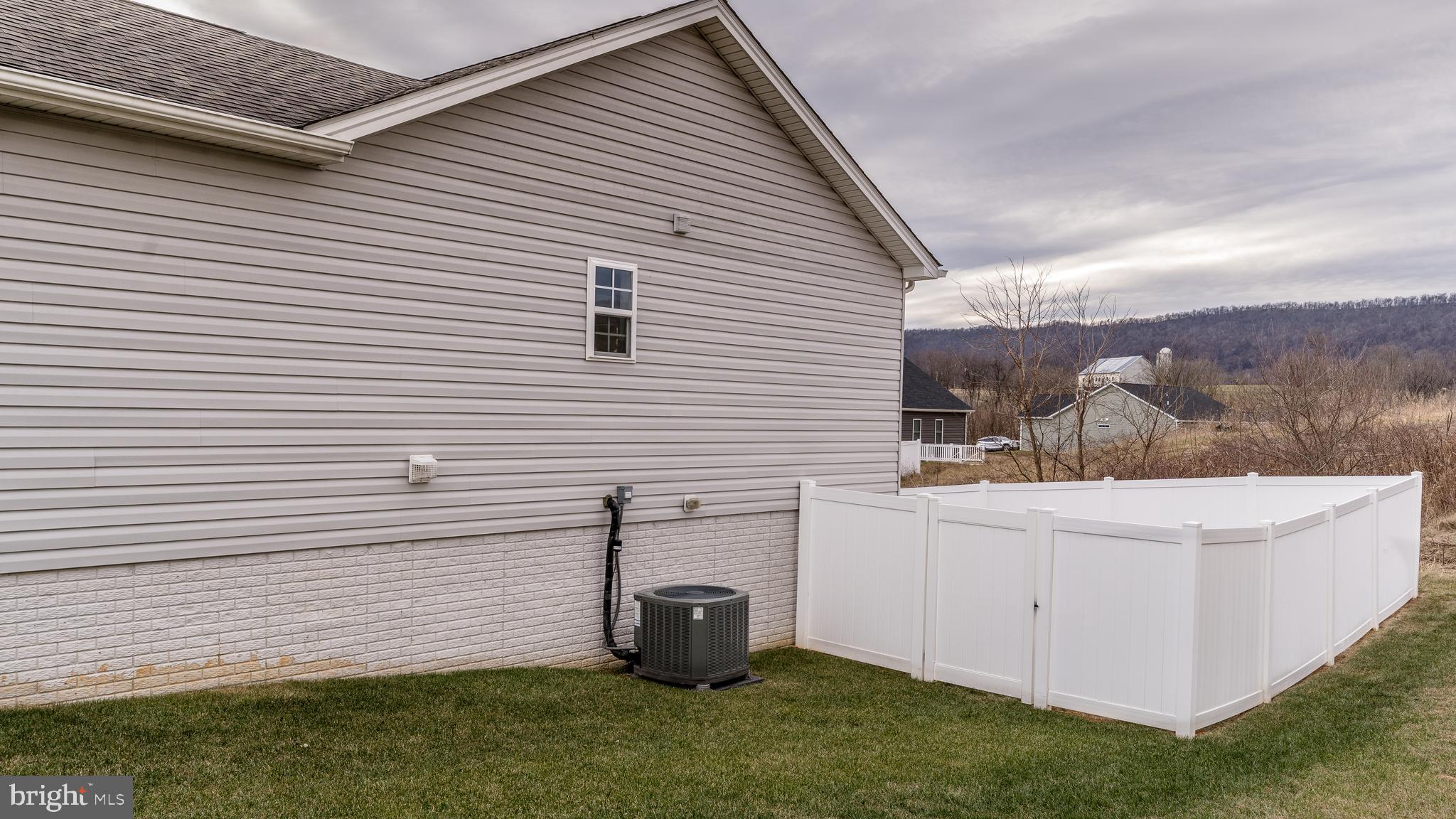 BUTLERS BRIDGE - Residential