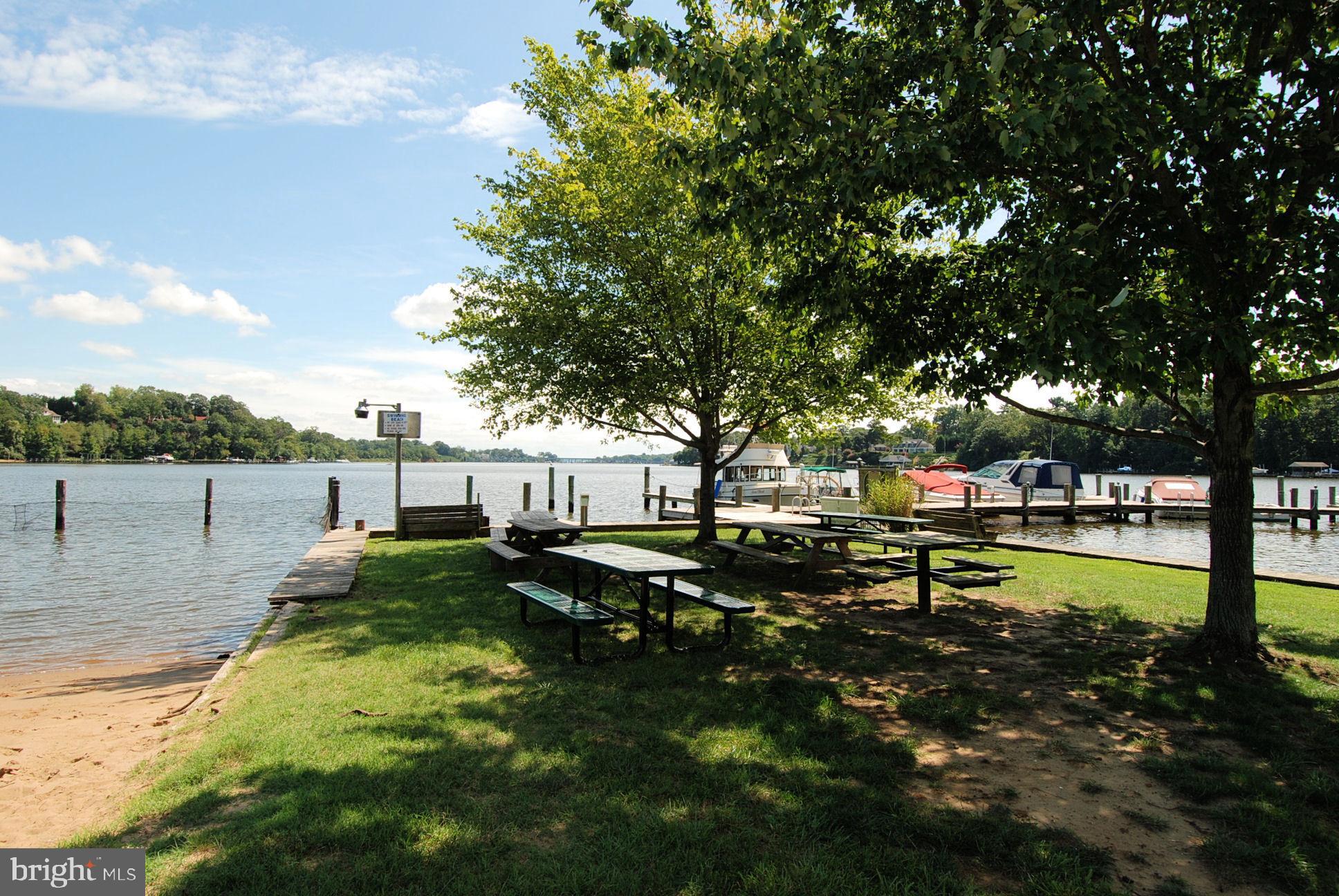 GLEN ISLE - Residential