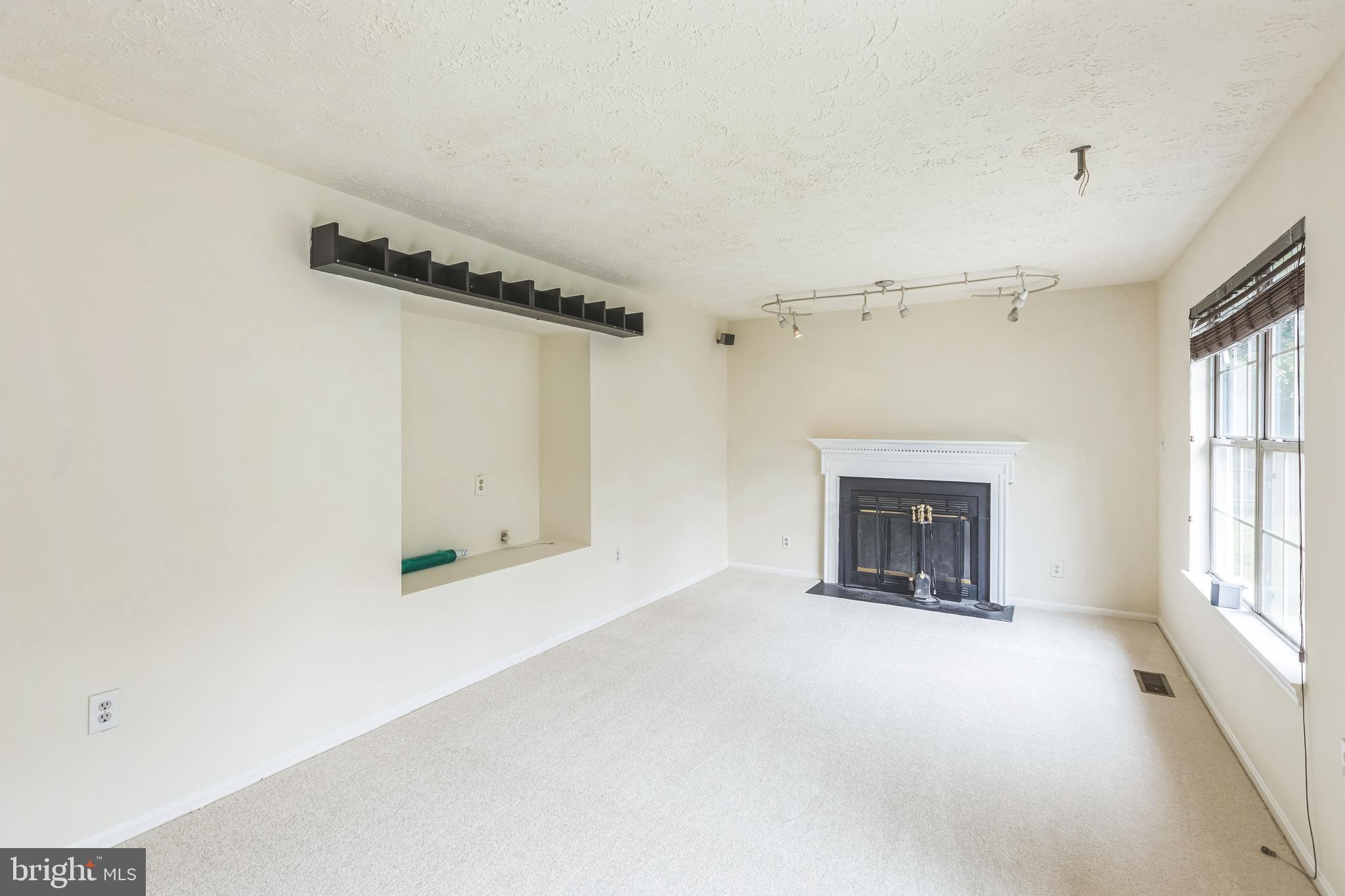 HOLLAWAY ESTATES - Residential