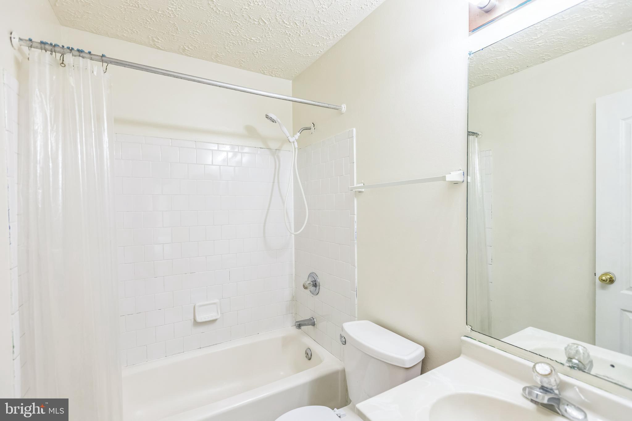 HOLLAWAY ESTATES - Residential