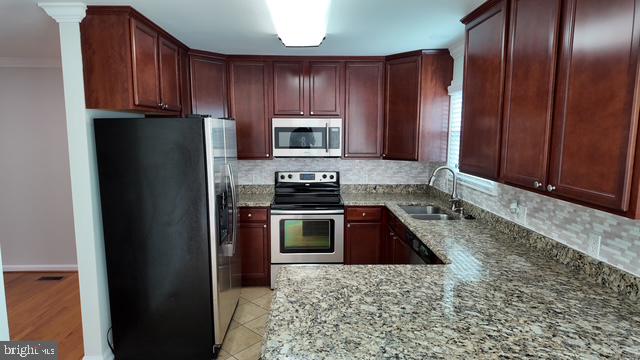 4308 PINEFIELD COURT