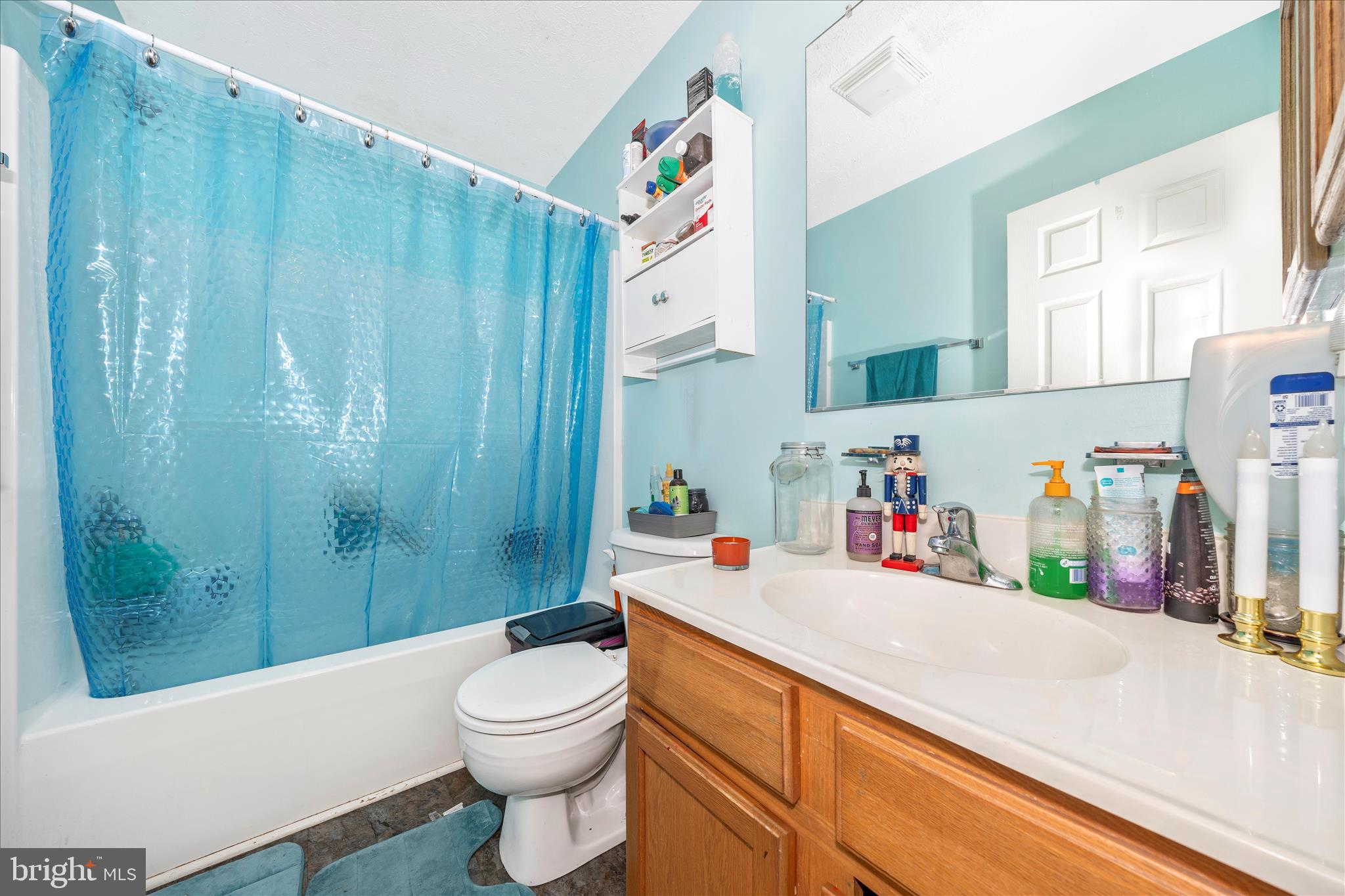 RIDGEFIELD - Residential