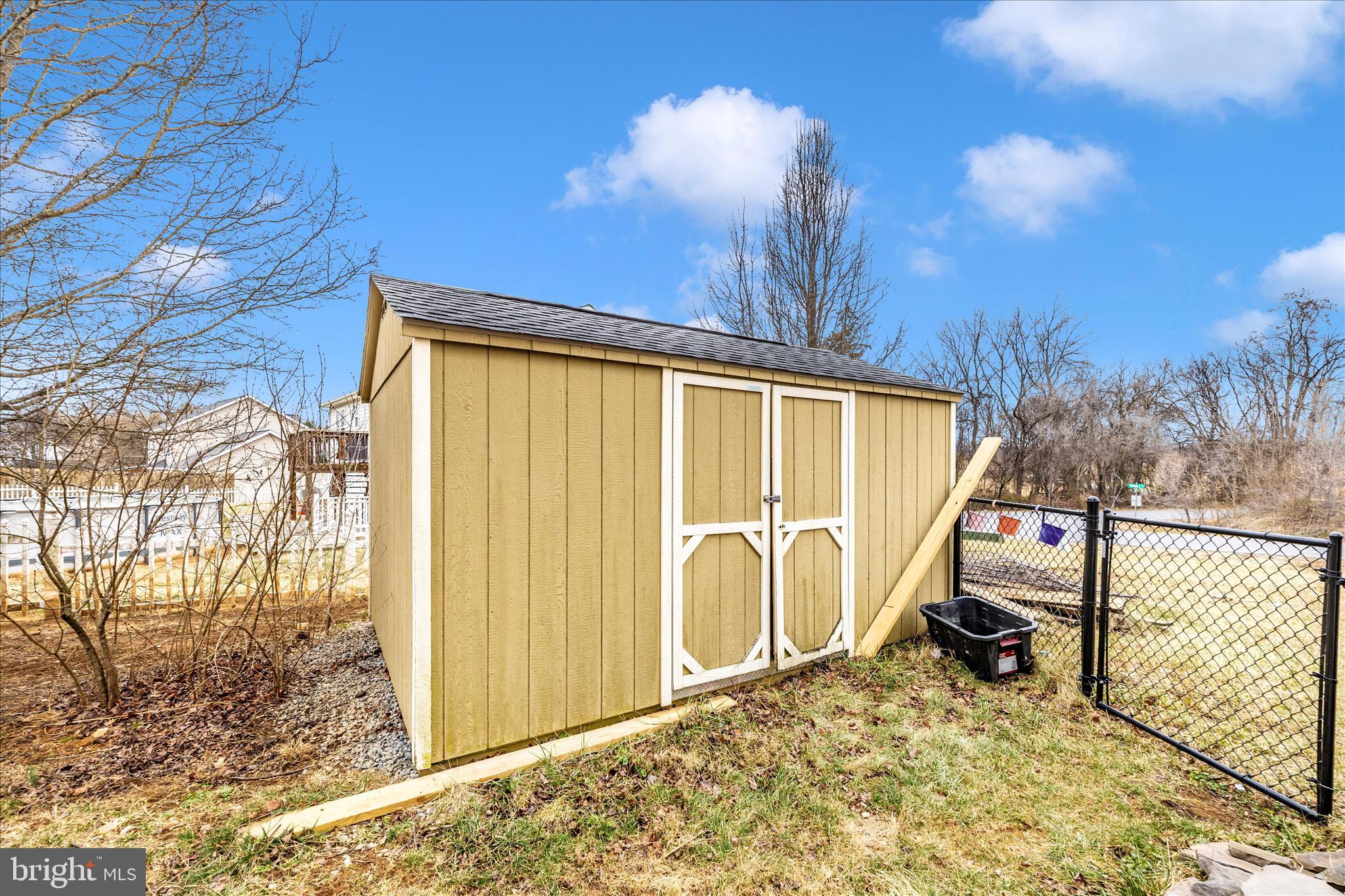 RIDGEFIELD - Residential