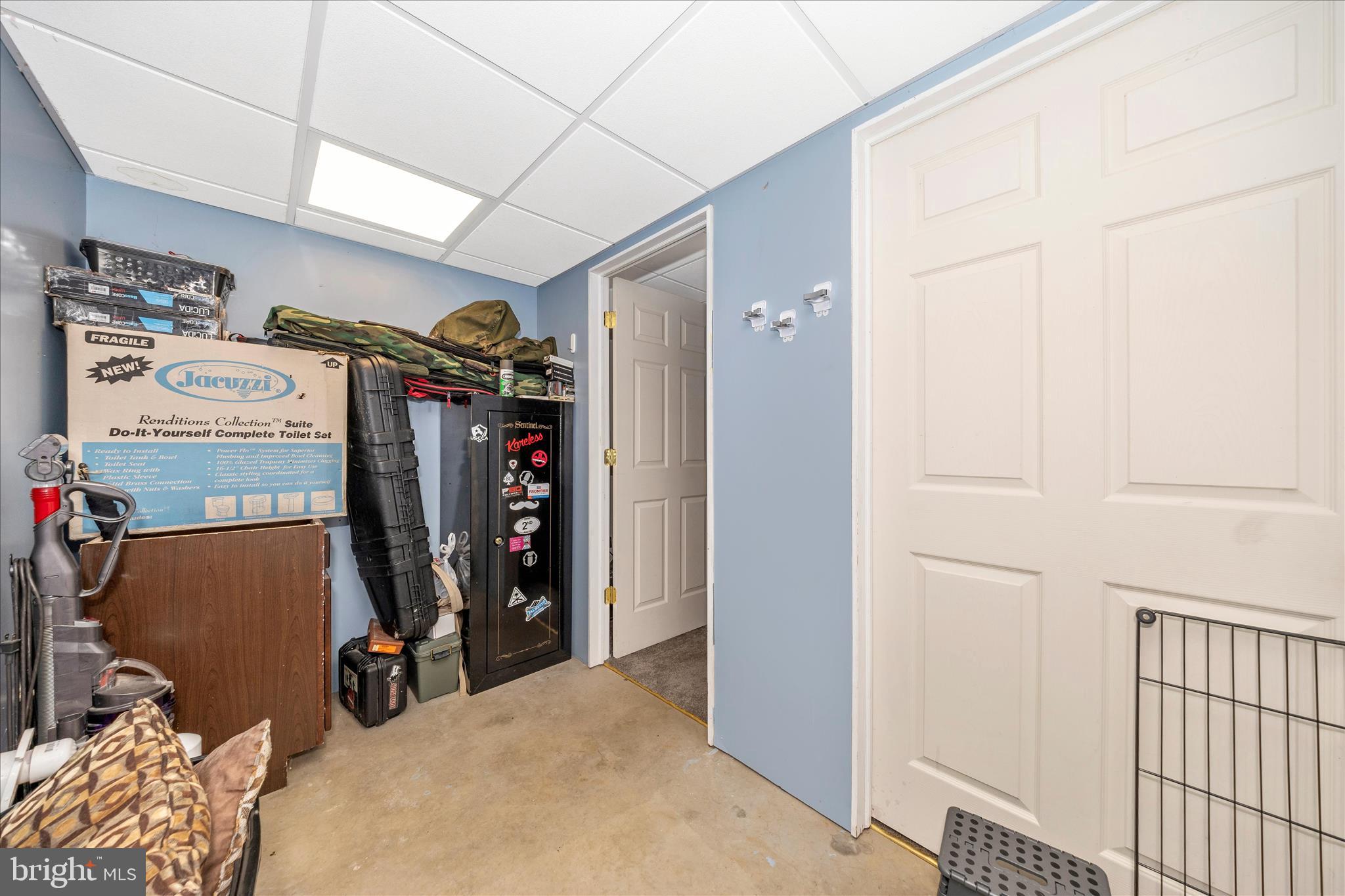 RIDGEFIELD - Residential