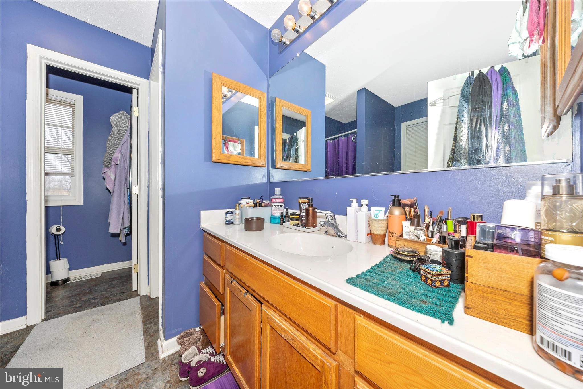 RIDGEFIELD - Residential