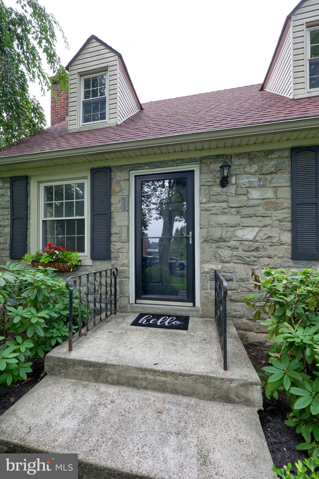 27 HESS BOULEVARD