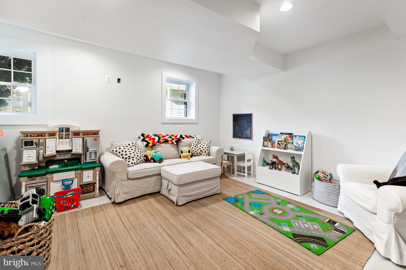 TRUXTON HEIGHTS - Residential