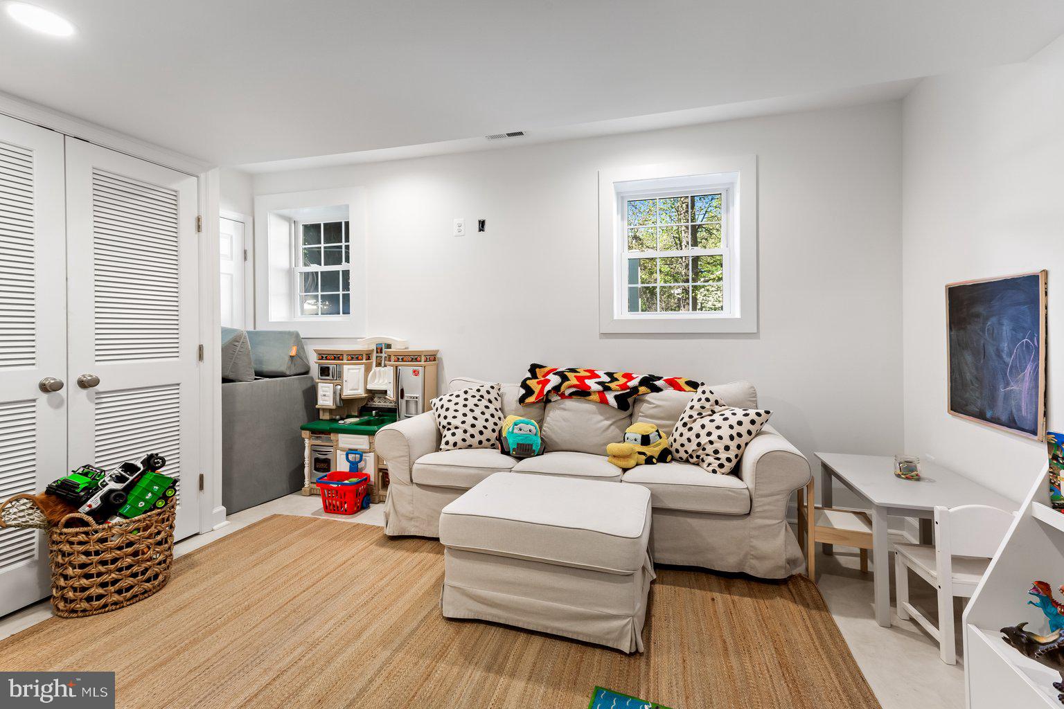 TRUXTON HEIGHTS - Residential