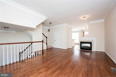 ALEXANDRIA - Residential Lease