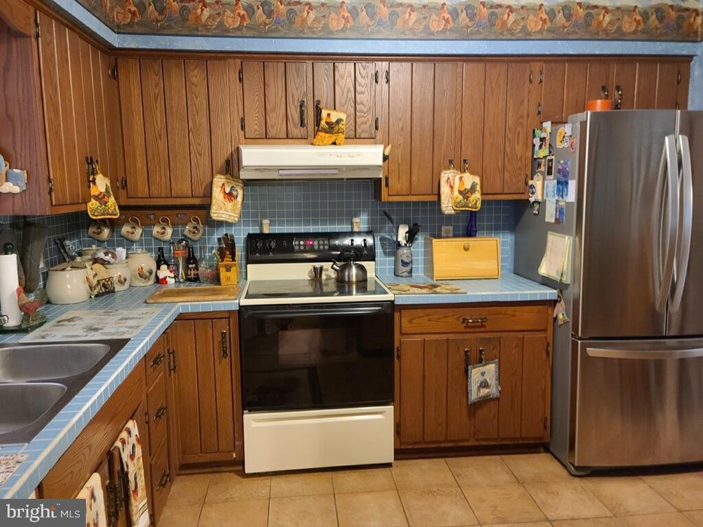 CREEK VIEW HEIGHTS - Residential