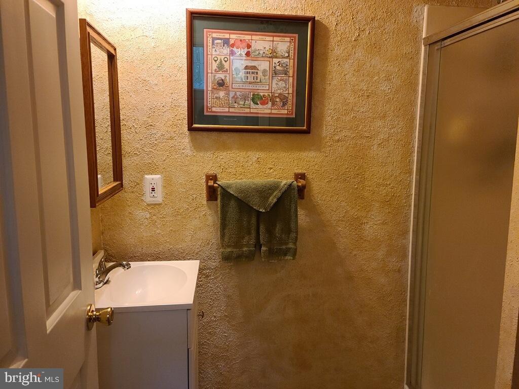 CREEK VIEW HEIGHTS - Residential