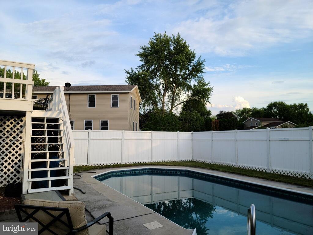 CREEK VIEW HEIGHTS - Residential