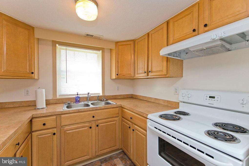 DOWNTOWN WINCHESTER - Residential Lease