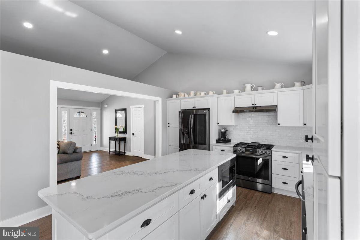 17104 ROUSEY BOULEVARD