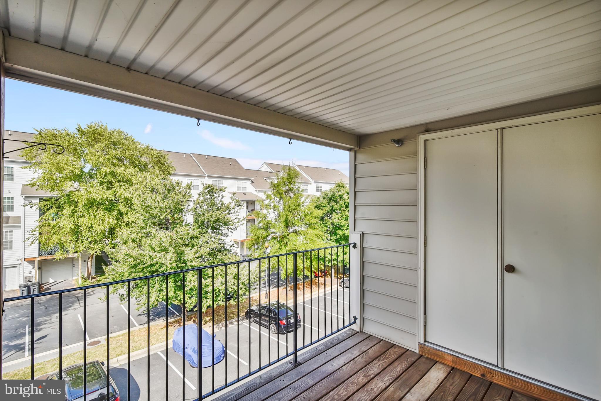 OLD TOWN GREENS - Residential