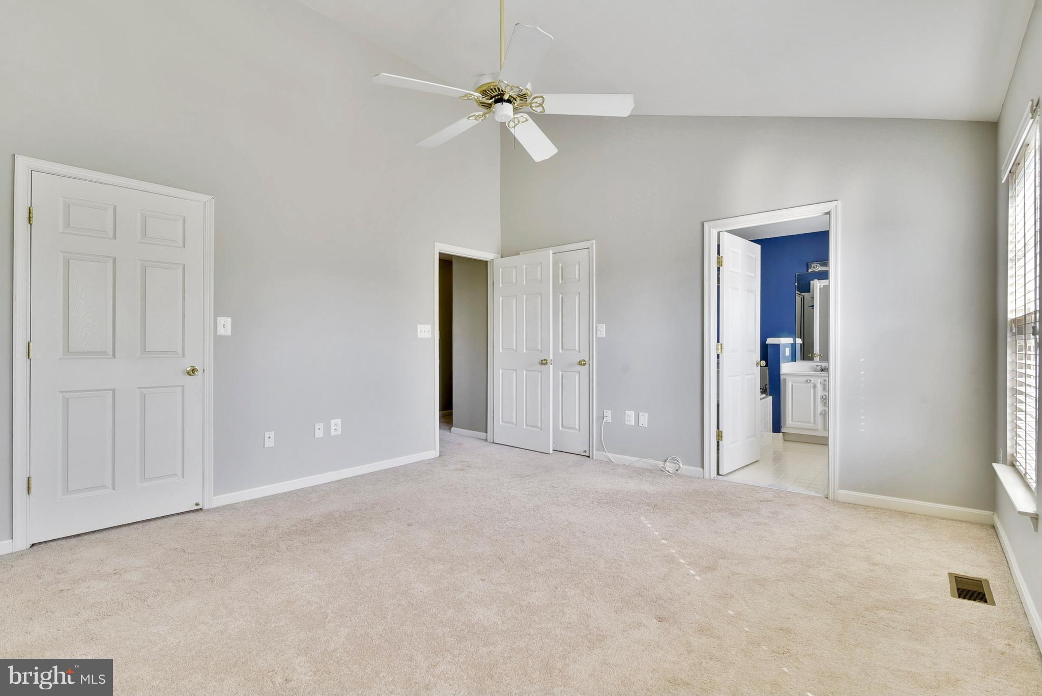 OLD TOWN GREENS - Residential