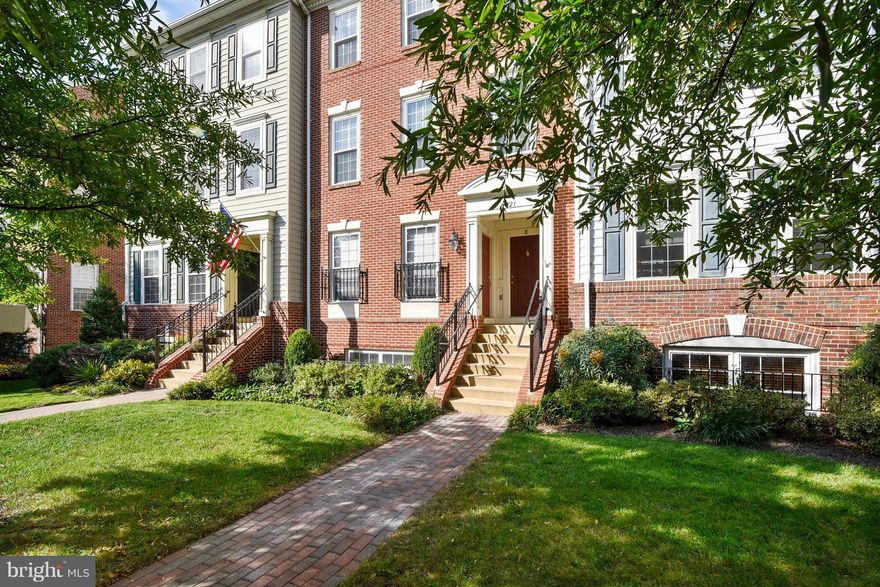 Prime Location! Beautiful 2-level, 3 bdr. 2.5 bath 1780 sf twnhse condo in desirable Old Town Greens. Walk metro, shop, restrnts. One light to DC, 5 min Airport & Old Town. Open floor plan w/ new hrdwd floors, windows, granite & SS appliances. Gas fireplace in fam rm. Deck off kitchen. Bdrms w vaulted ceilings. New W/D. 1-car garage. Playgrnd, tennis pool & outdoor dine area. Bikeshare steps away.