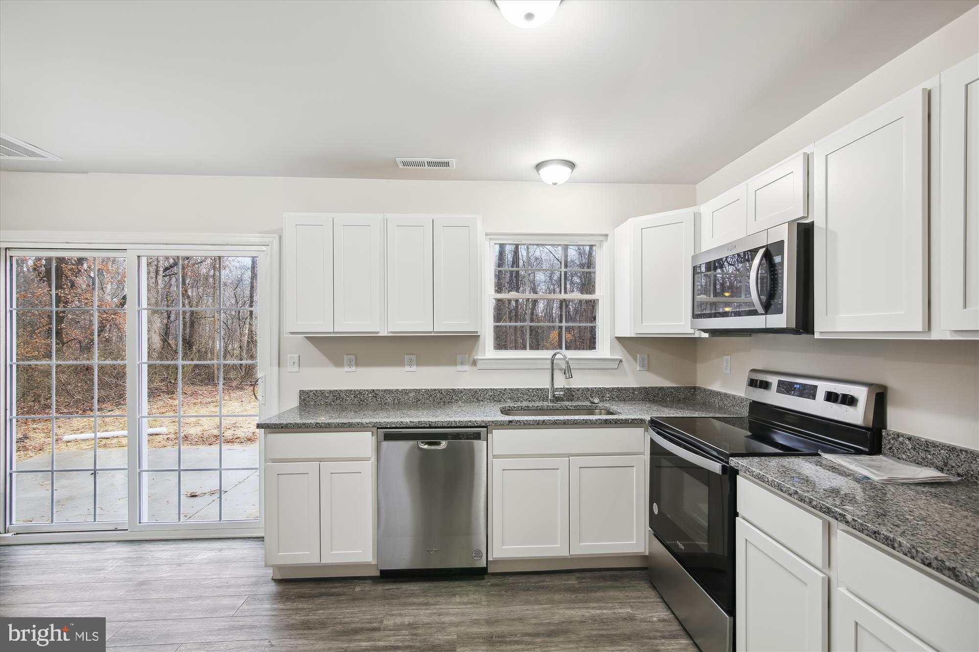 CHESAPEAKE LANDING - Residential