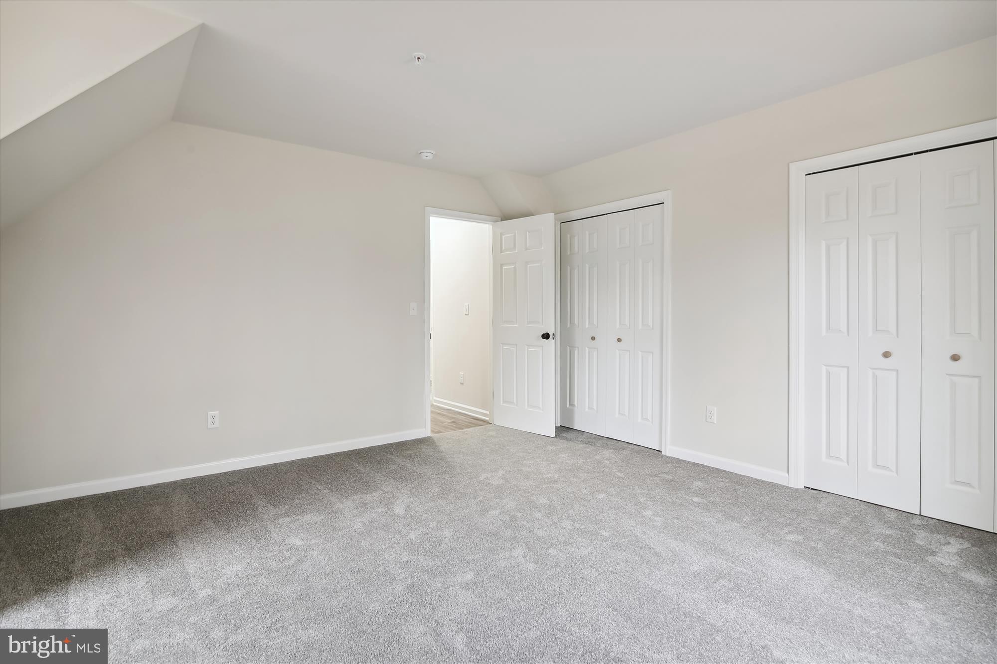 CHESAPEAKE LANDING - Residential