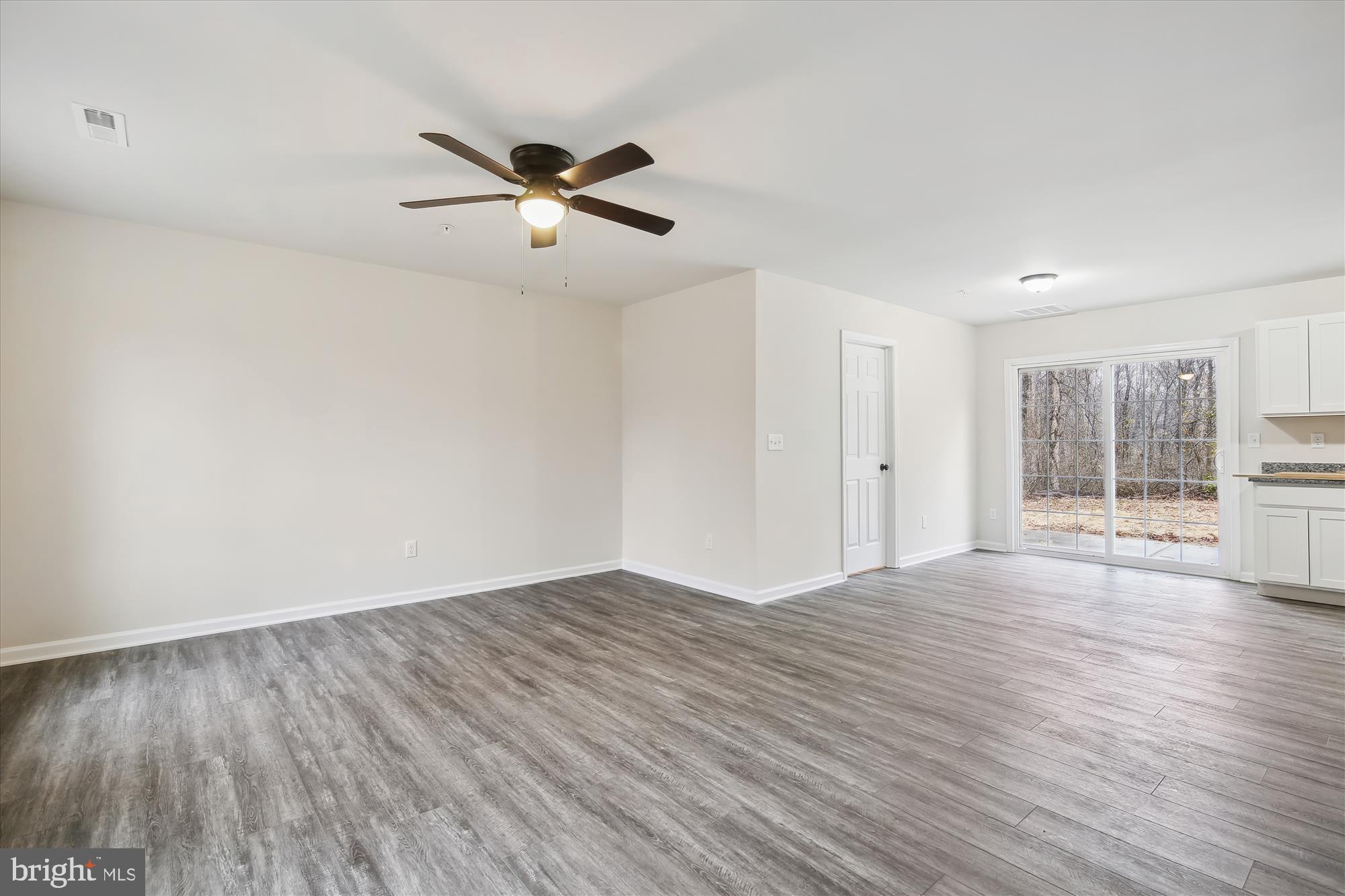 CHESAPEAKE LANDING - Residential