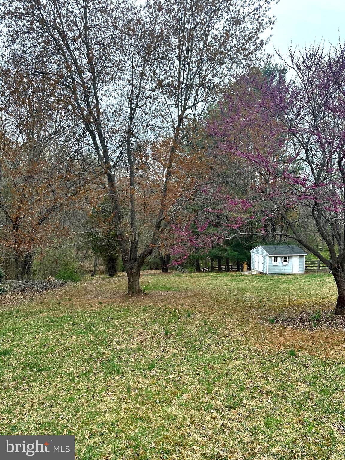 MEADOWBROOK VILLAGE - Residential