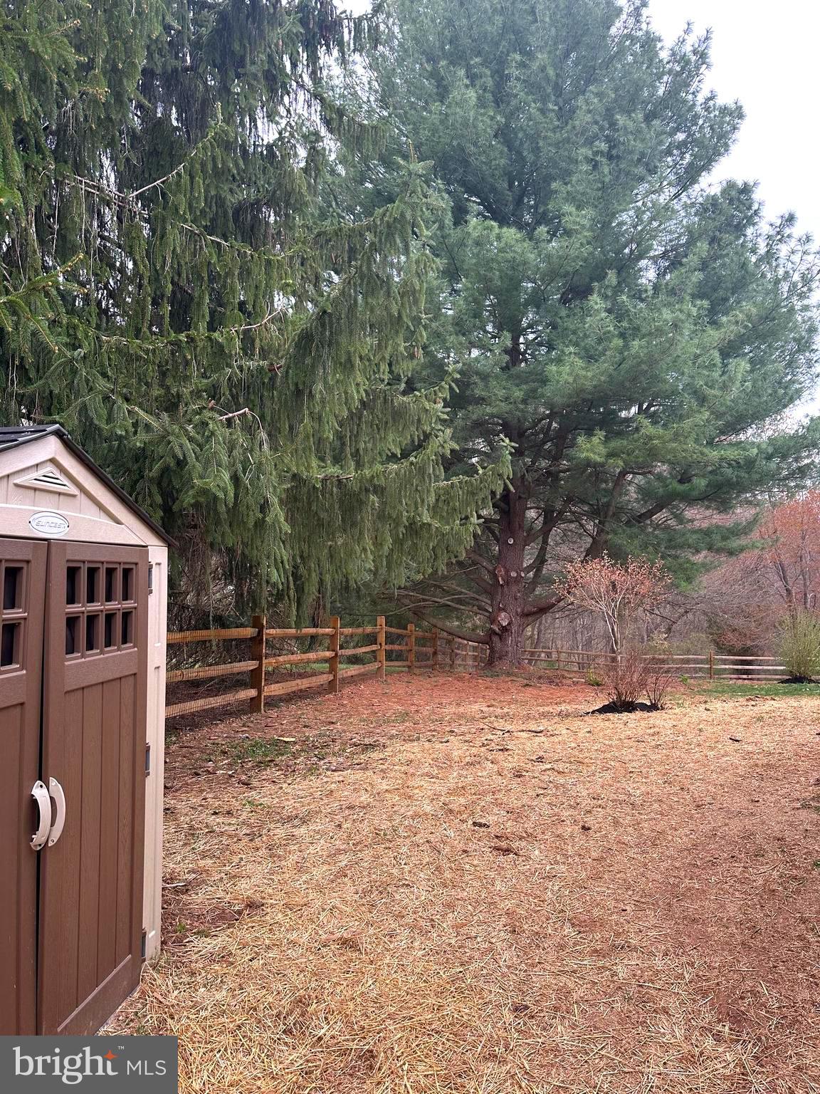 MEADOWBROOK VILLAGE - Residential