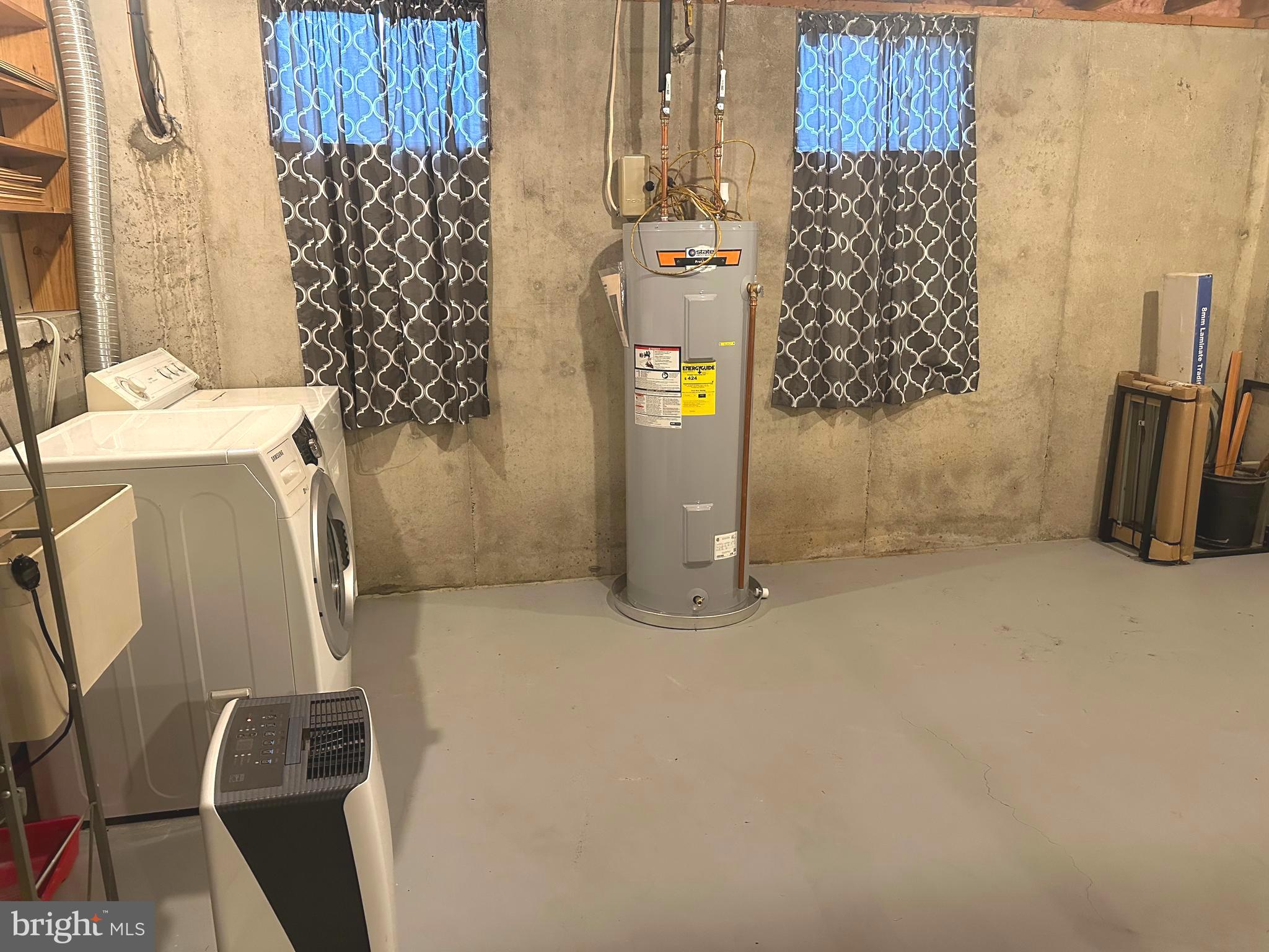 MEADOWBROOK VILLAGE - Residential