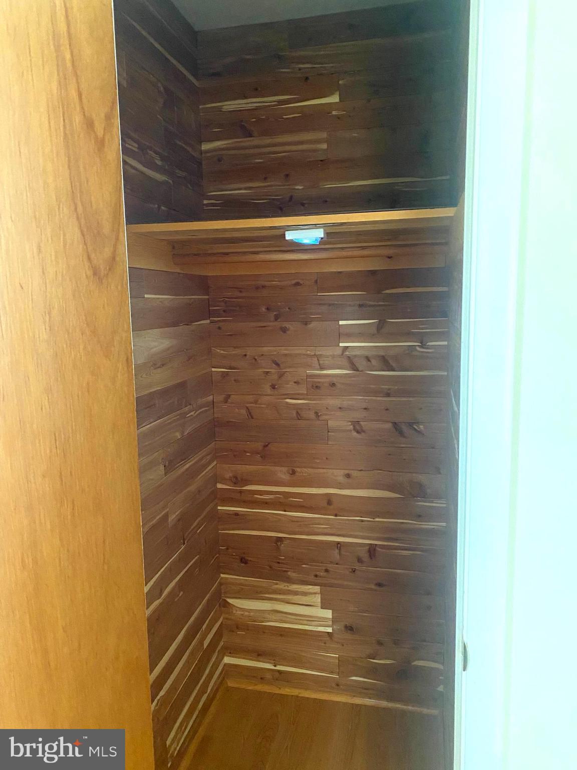 MEADOWBROOK VILLAGE - Residential