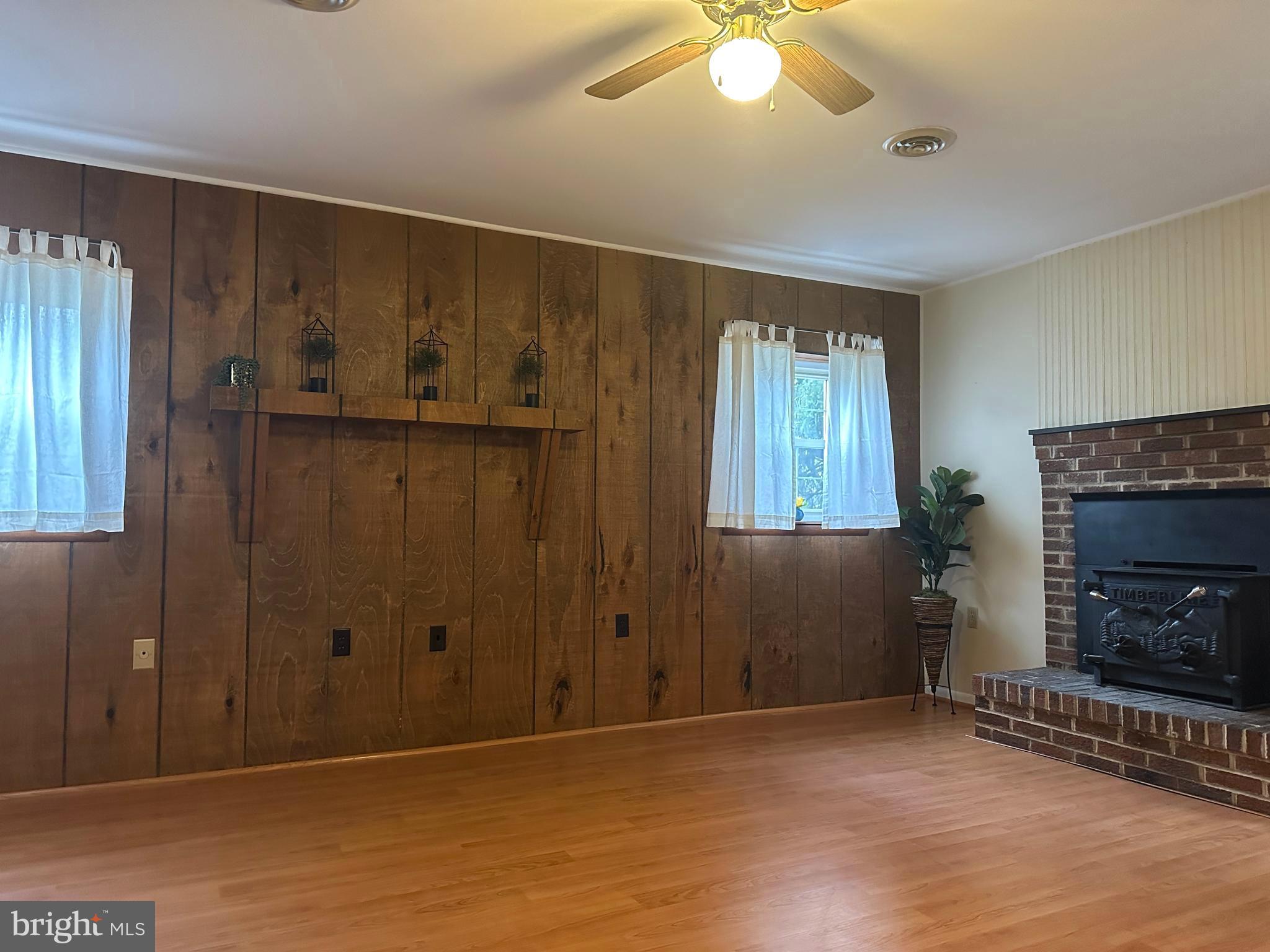 MEADOWBROOK VILLAGE - Residential