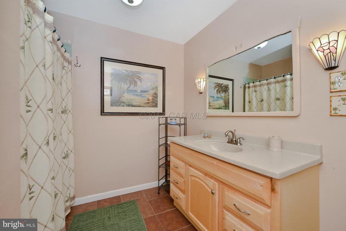 CAINE KEYS II - Residential