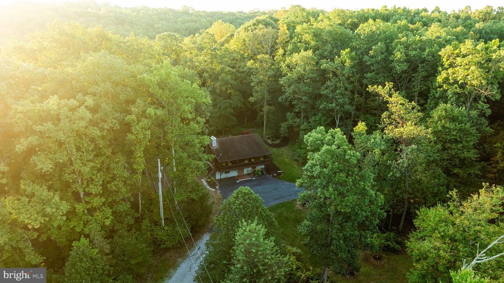 Photo of 910 Emanuel Road, LEWISBERRY, PA 17339 (MLS # PAYK2090448)