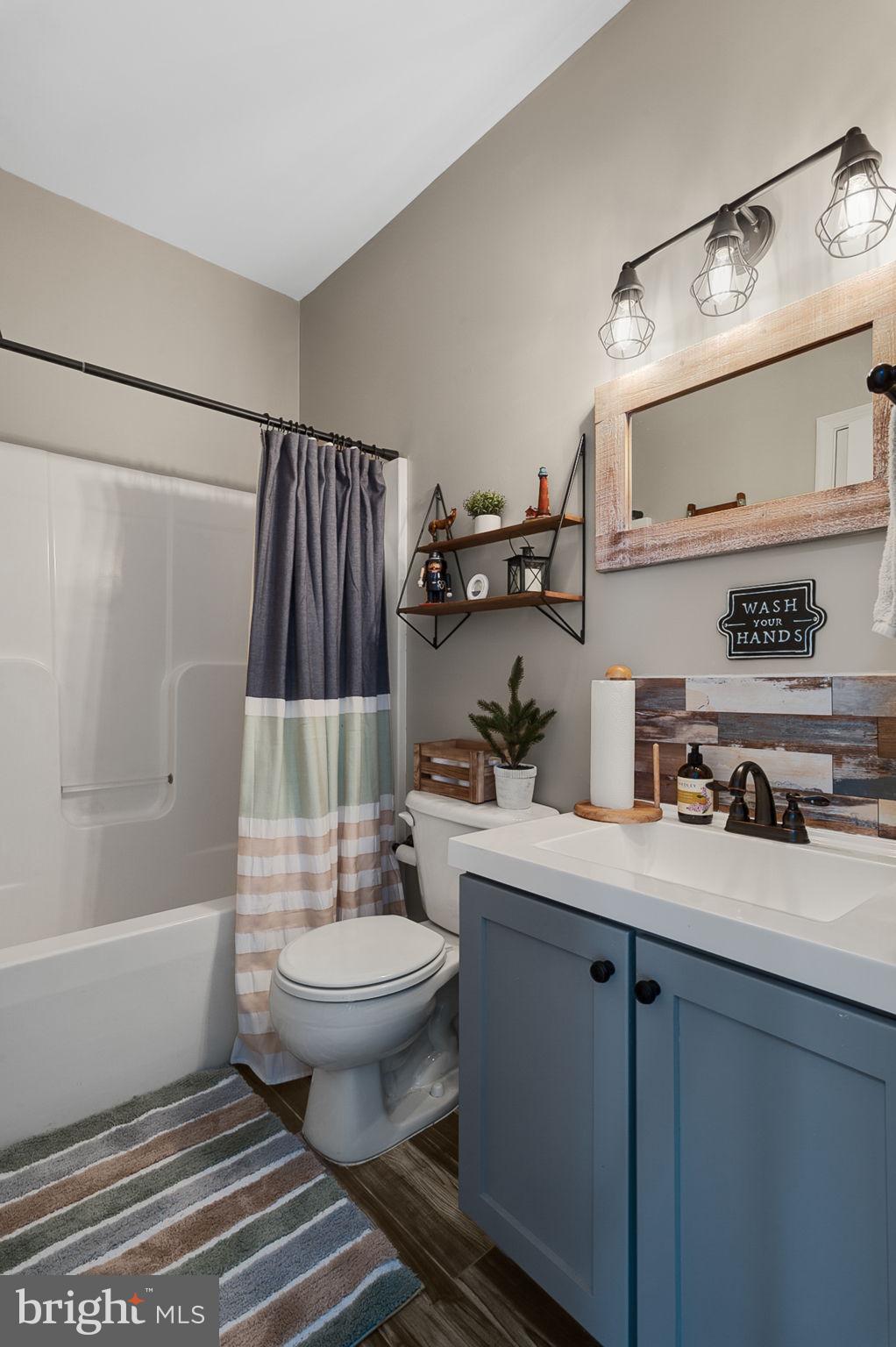 ARRINGTON HEIGHTS - Residential