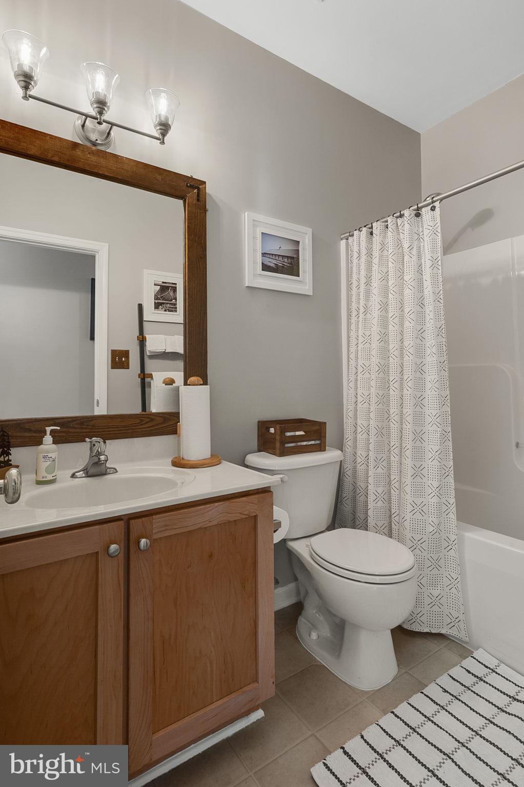 ARRINGTON HEIGHTS - Residential