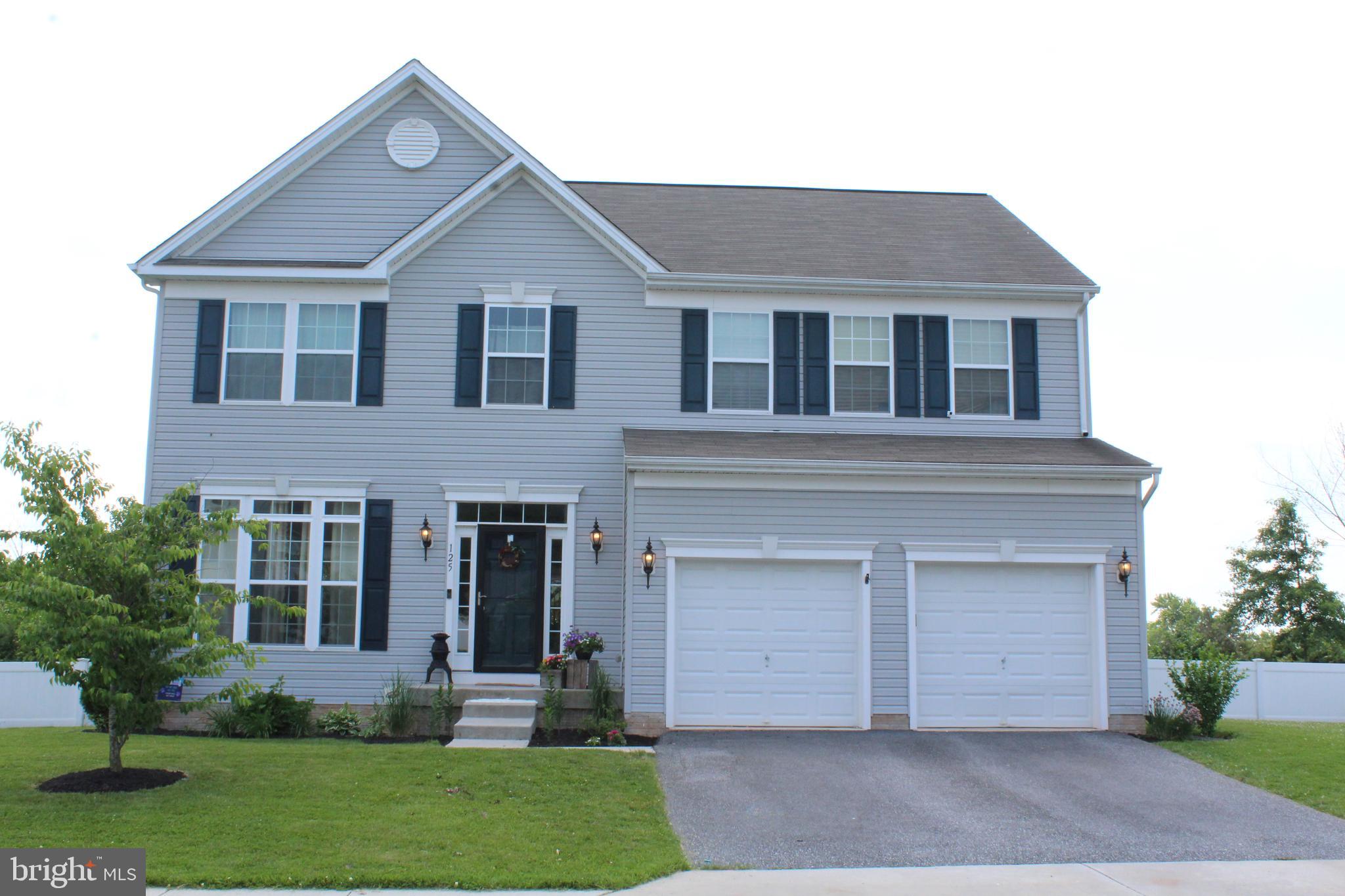 CREEKSIDE - Residential