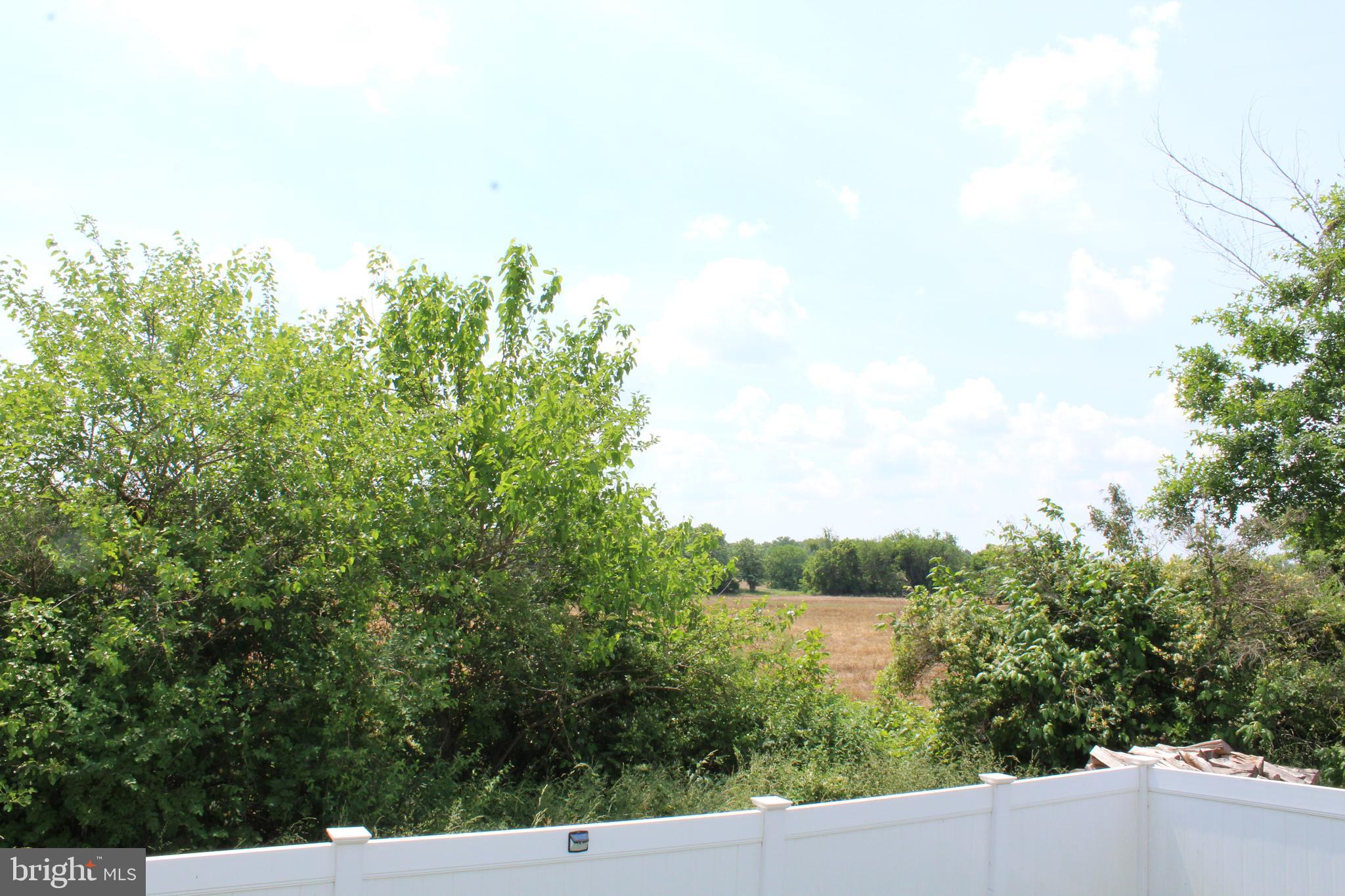 CREEKSIDE - Residential