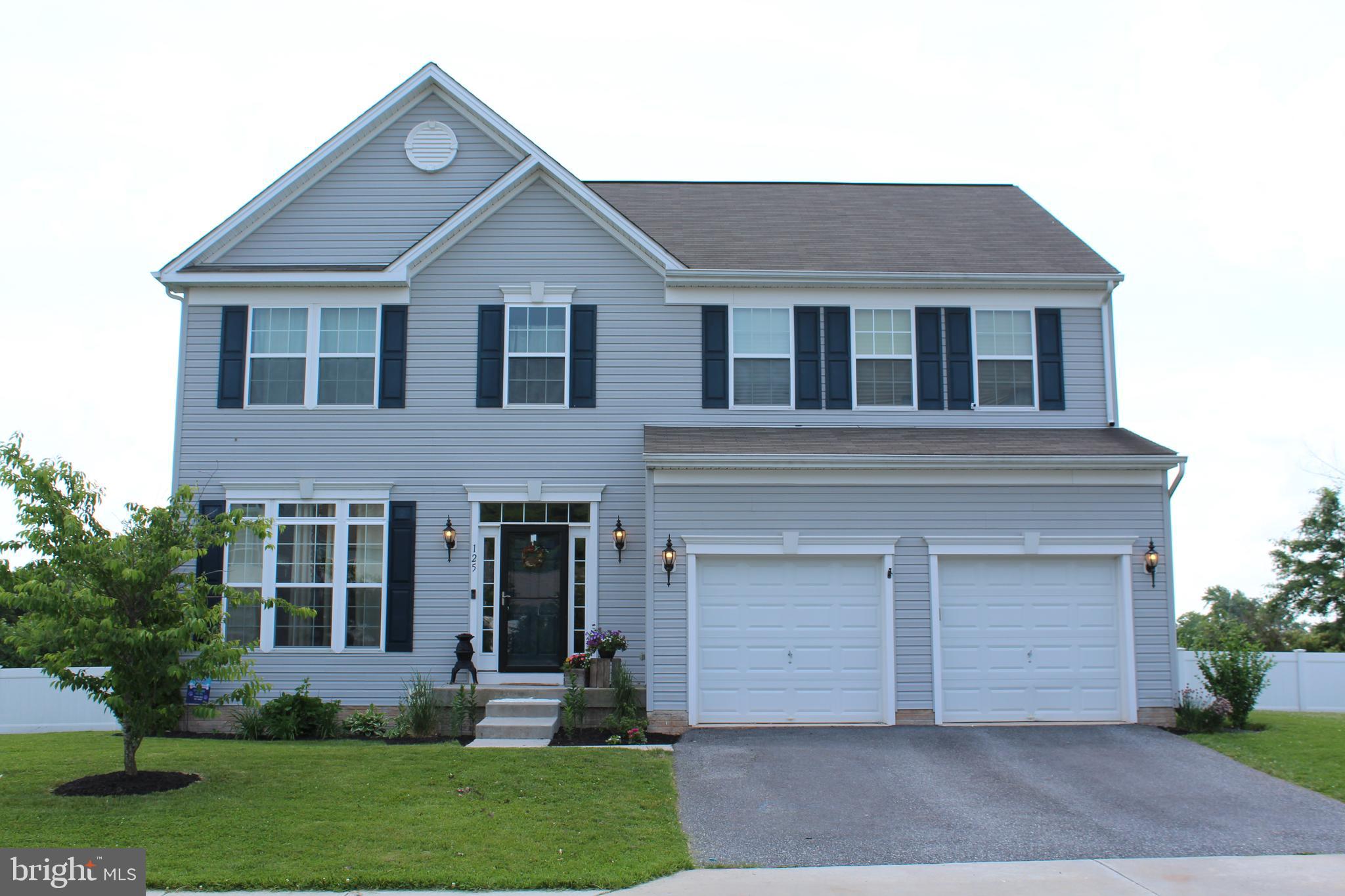 CREEKSIDE - Residential