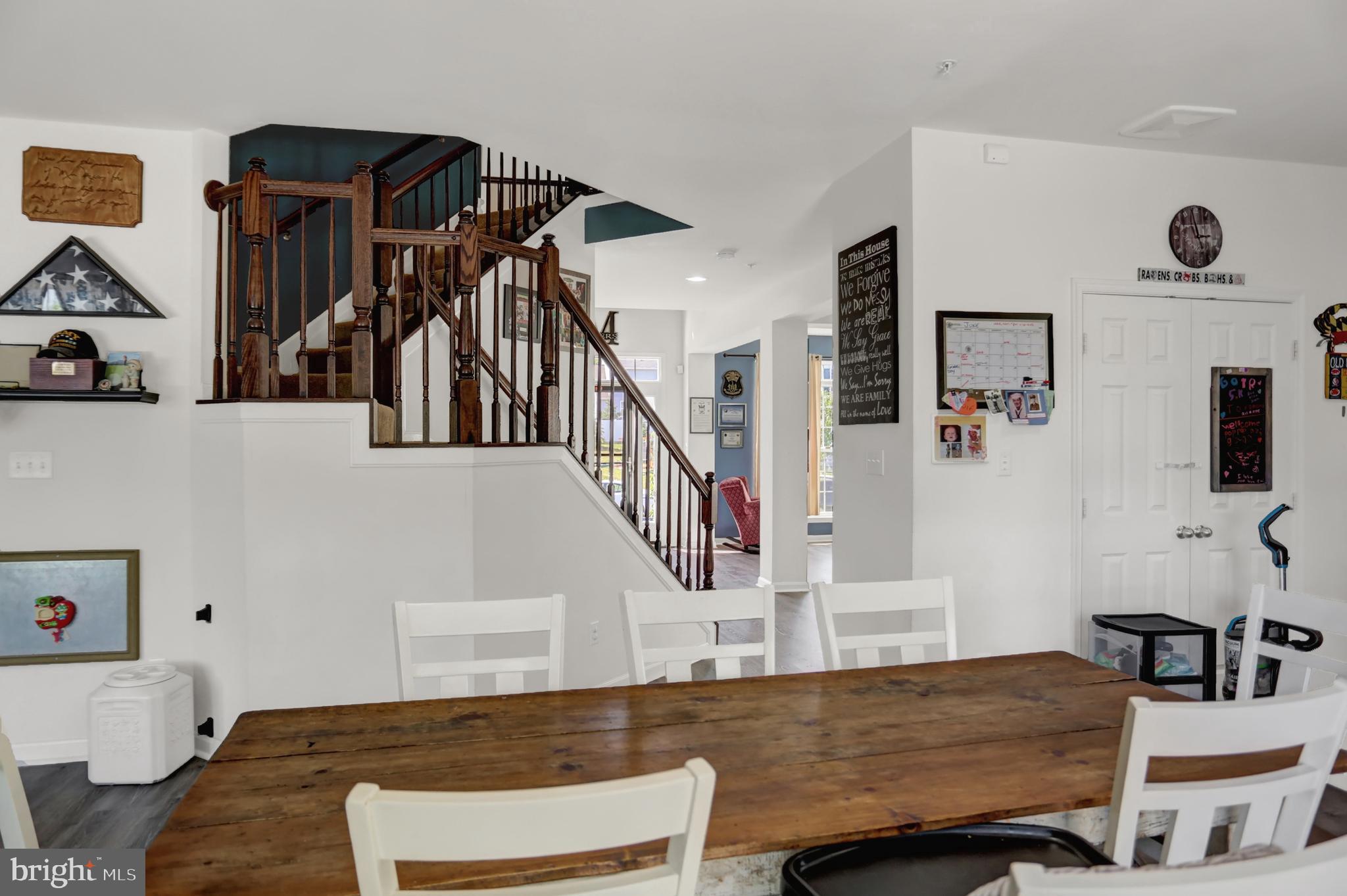 CREEKSIDE - Residential