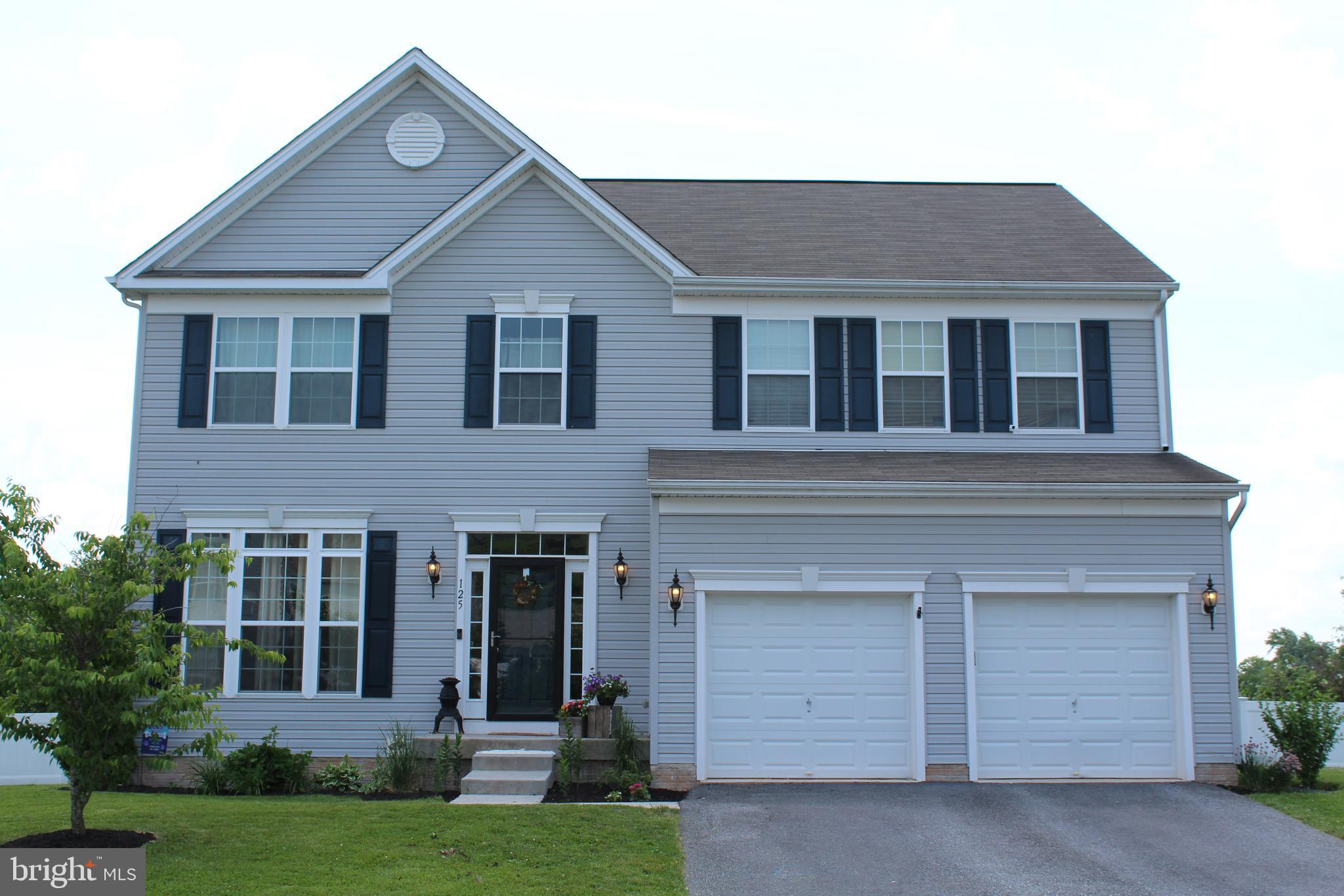 CREEKSIDE - Residential