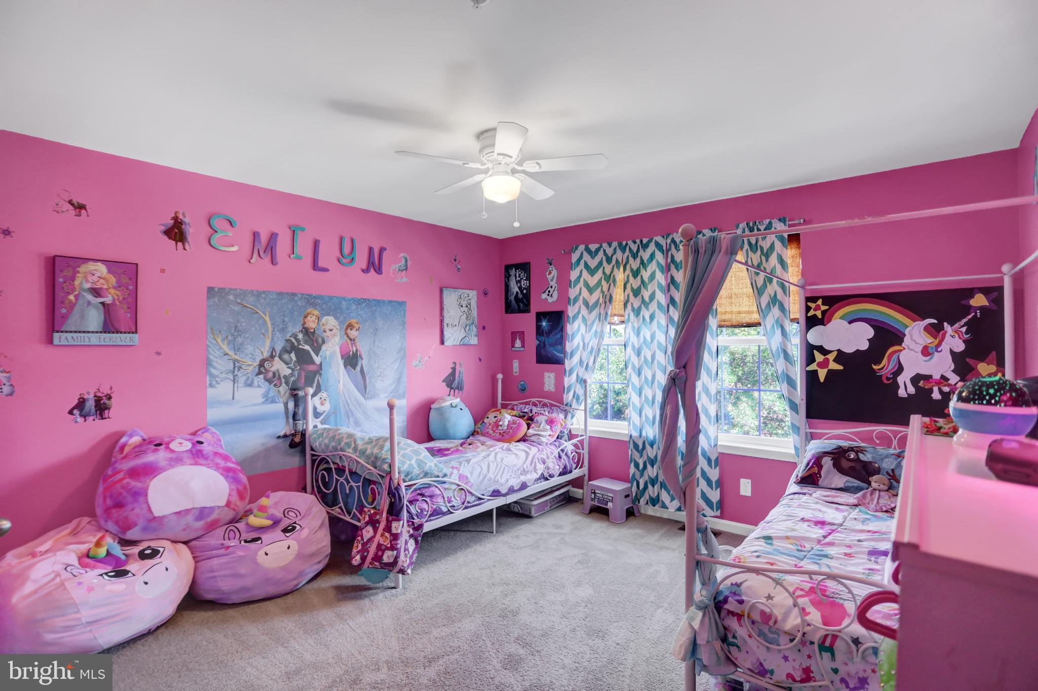 CREEKSIDE - Residential