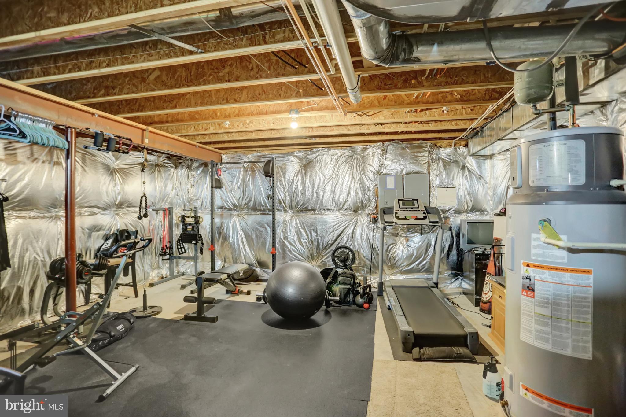 CREEKSIDE - Residential