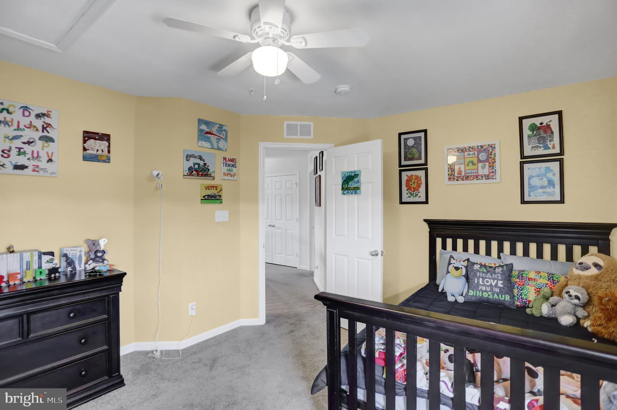 CREEKSIDE - Residential