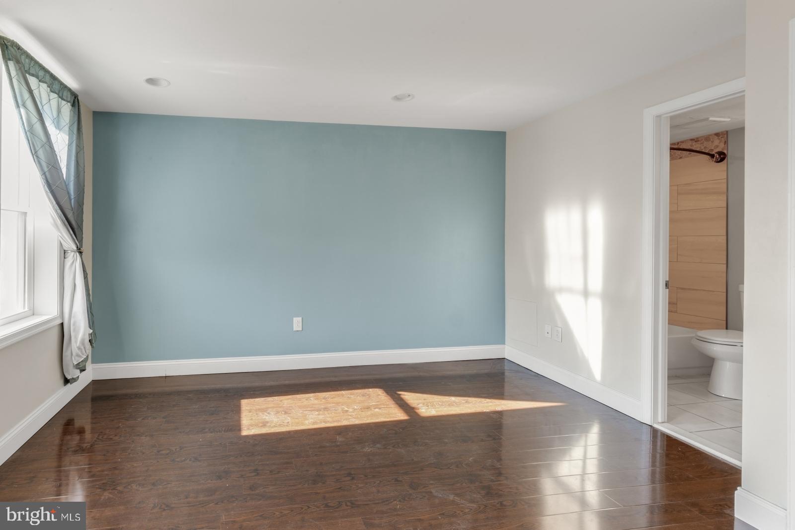 DICKINSON NARROWS - Residential Lease