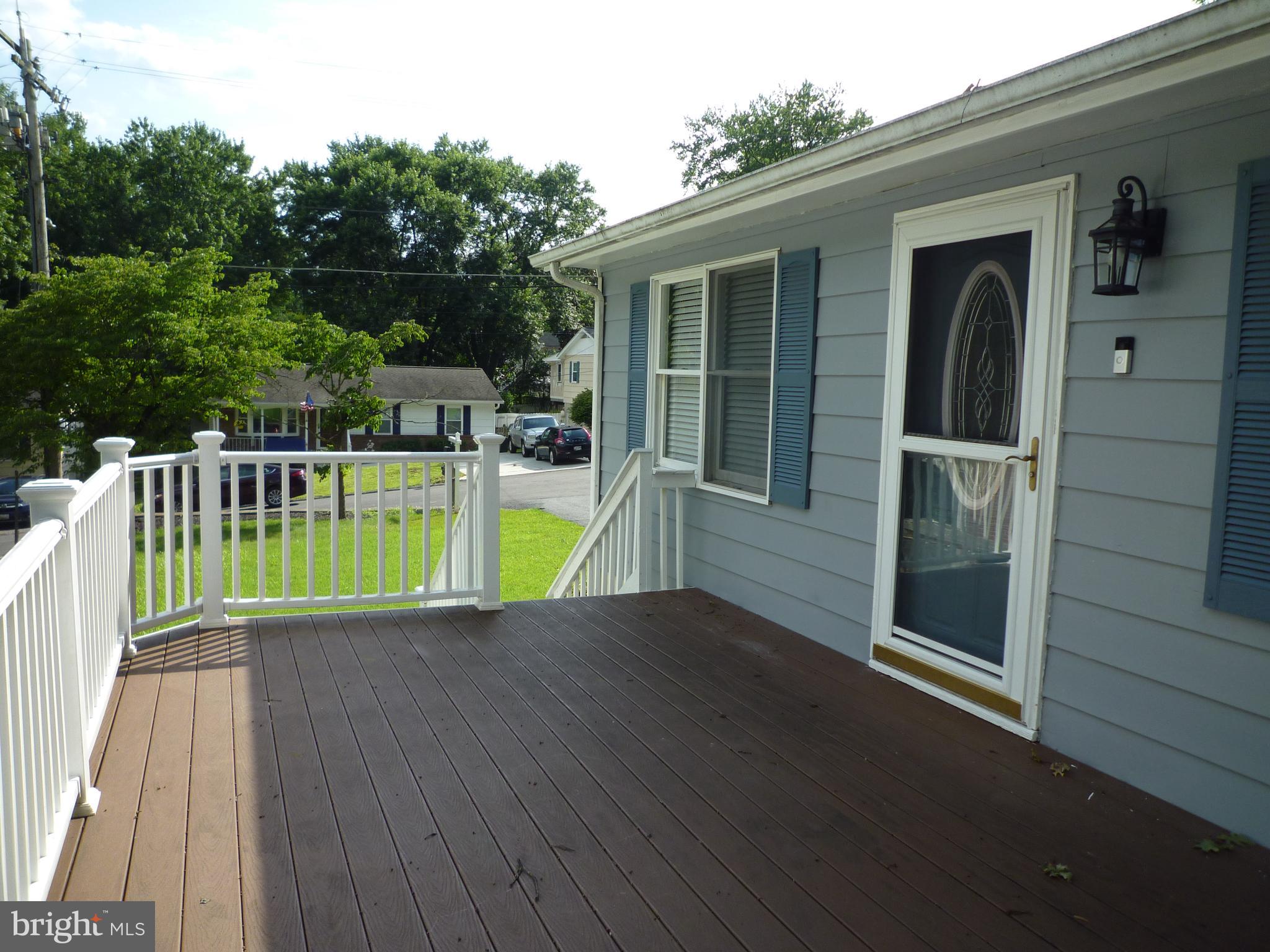 CATONSVILLE KNOLLS - Residential